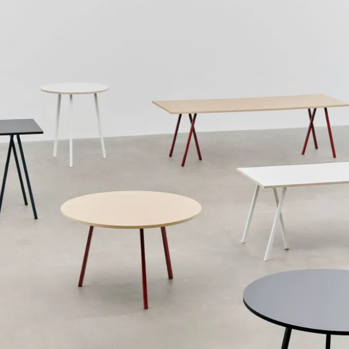 Loop Stand Table