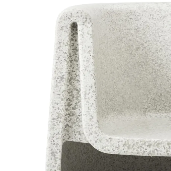 Lounge Chair Bit