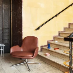 Lounge chair Era low swivel cuir