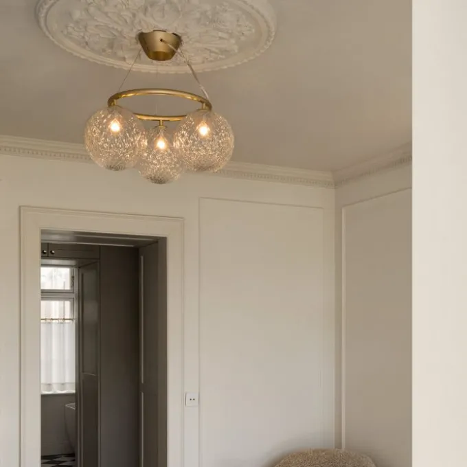 Lustre Miira 3 circular