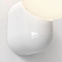Lyra Wall Single