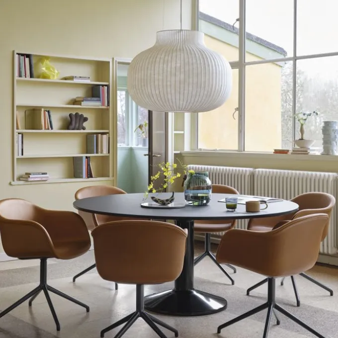 Midst Table