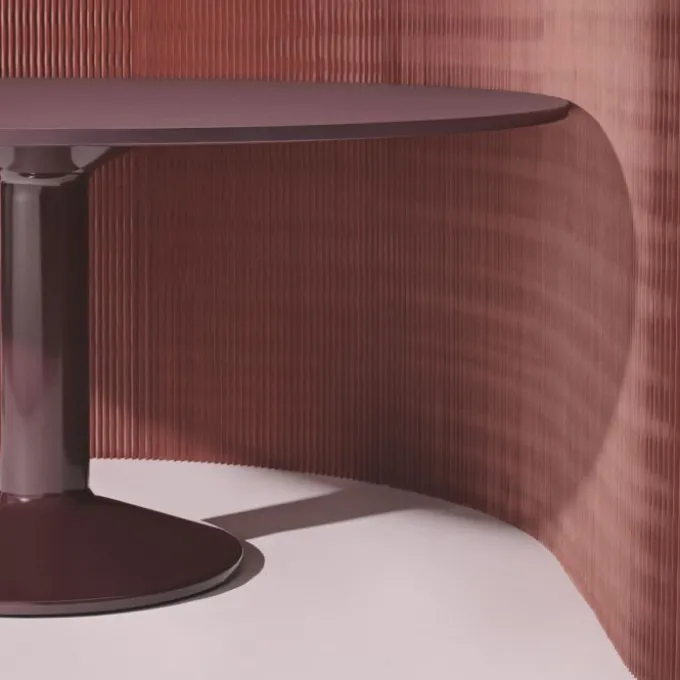 Midst Table
