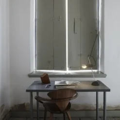 Model 566 - Lampe à poser