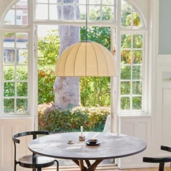 Mollis suspension