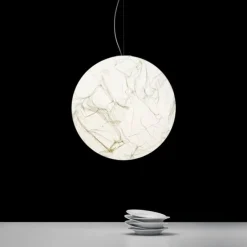 Moon - Suspension