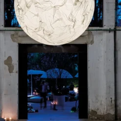 Moon - Suspension