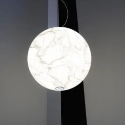 Moon - Suspension