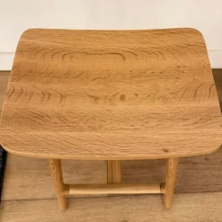Odd Tabouret