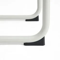 Palissade Cantilever Chaise