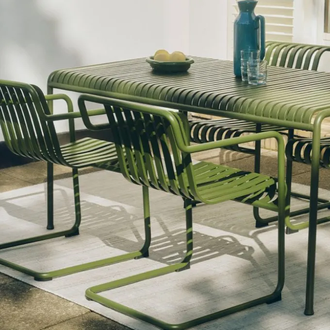 Palissade Cantilever Dining Fauteuil