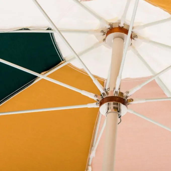 Parasol Club