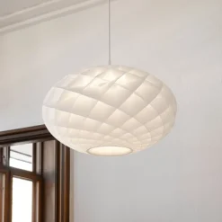 Patera oval