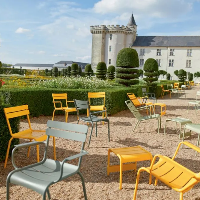 Petite table basse / Repose pieds Luxembourg