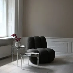 Phantom Table