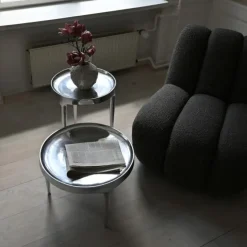 Phantom Table