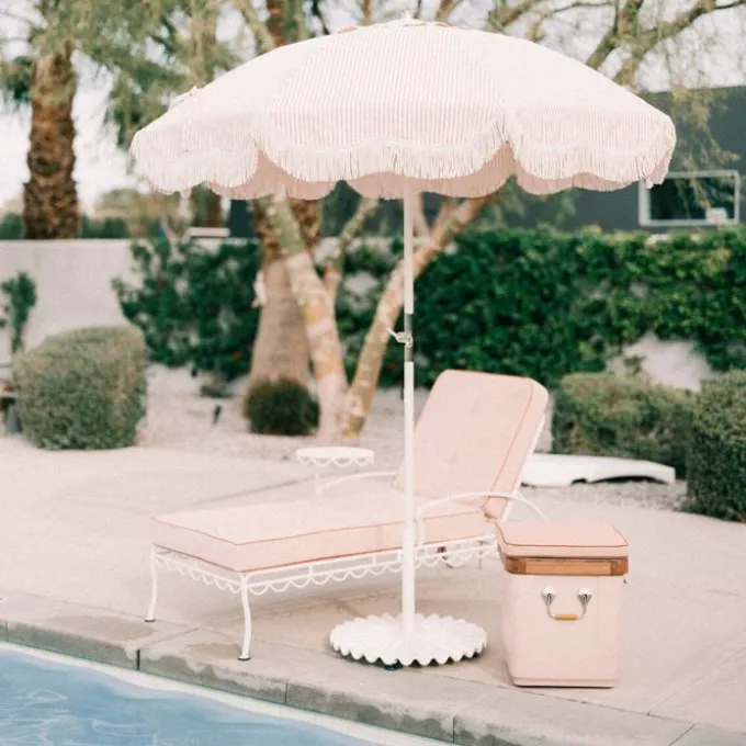 Pied de parasol Camshell base