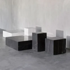 Plinth Cubique