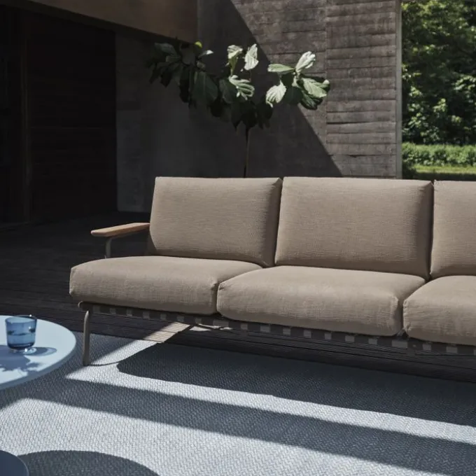Ply rug recycled