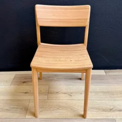 Poise Chaise