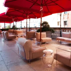 Pop outdoor