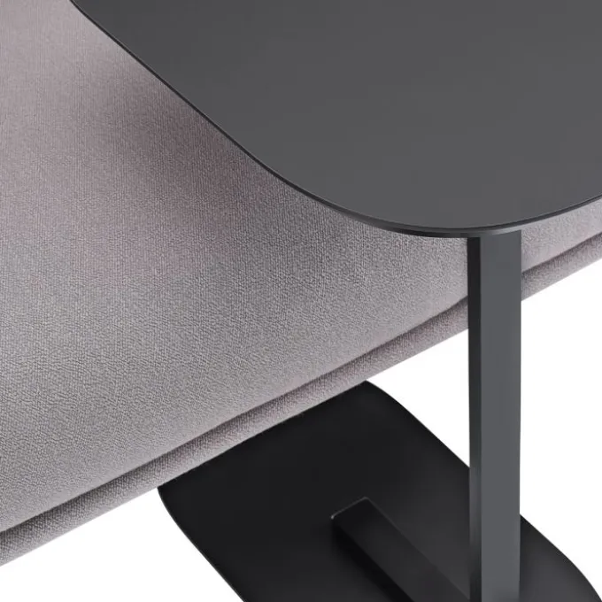 Relate side table
