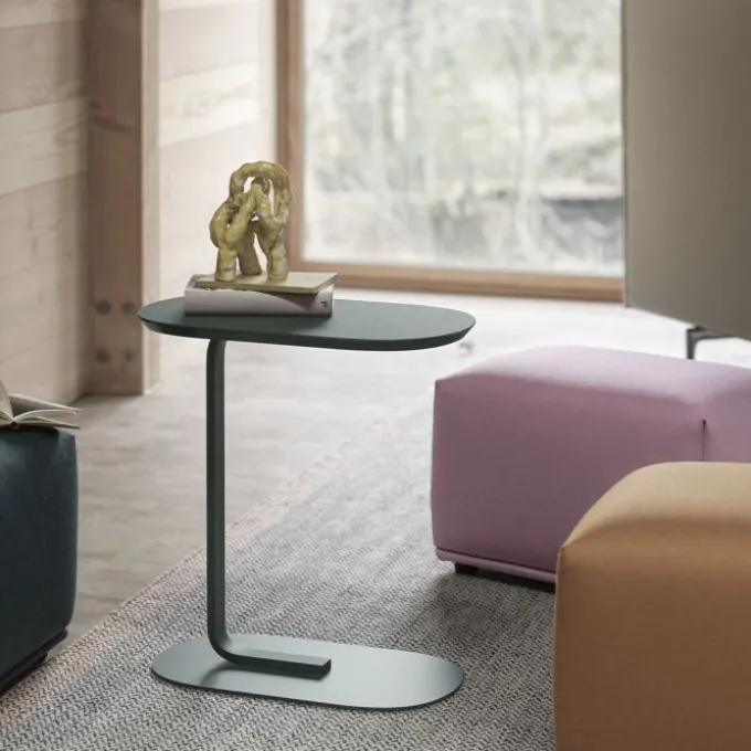 Relate side table
