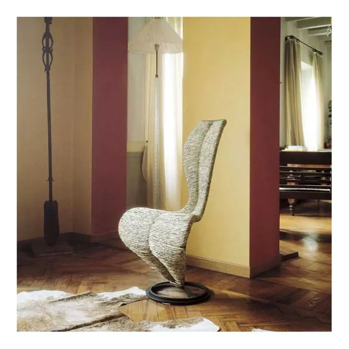 S-Chair