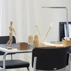 S 43 Chaise en porte-à-faux