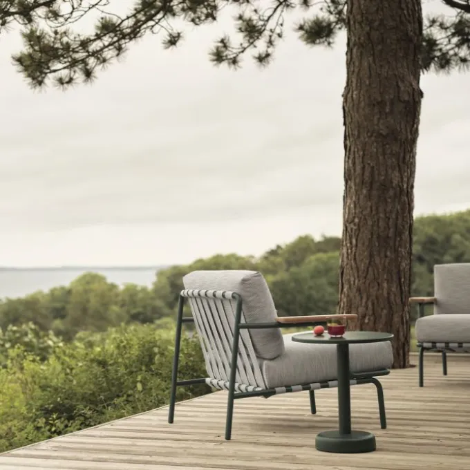 Settle Lounge Chair