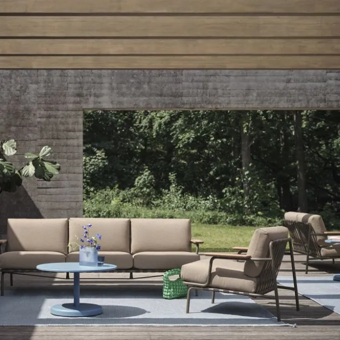 Settle Lounge Chair