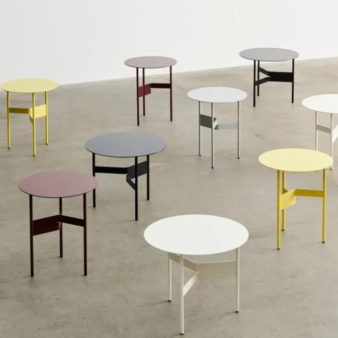 Shim coffee table