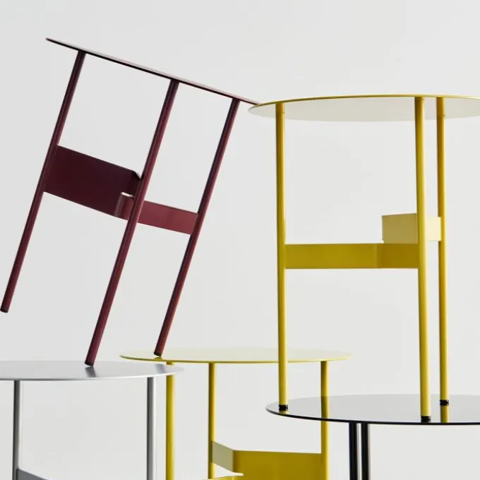 Shim coffee table