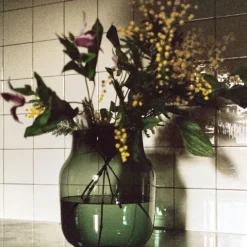 Silent Vase