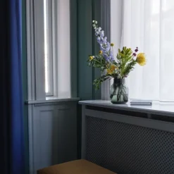 Silent Vase