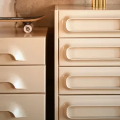 Space armoire