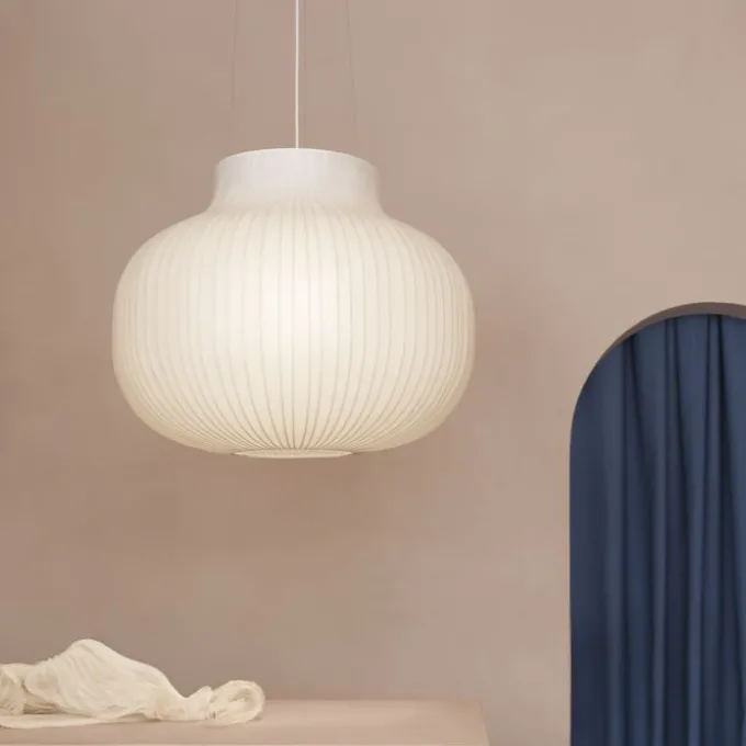 Strand Lamp - Closed