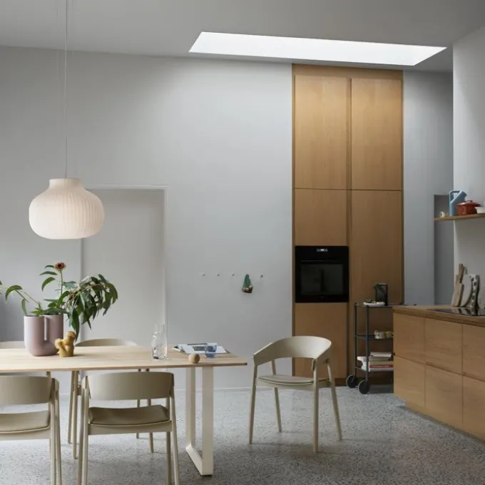 Strand Lamp - Closed