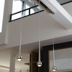 Suspension Falling Trio