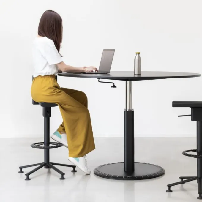 360° table