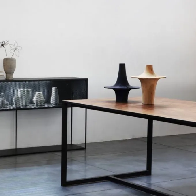 Table Big Brother