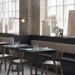 Table Carrée Linear Steel