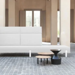 Table d'appoint Shape Quickship