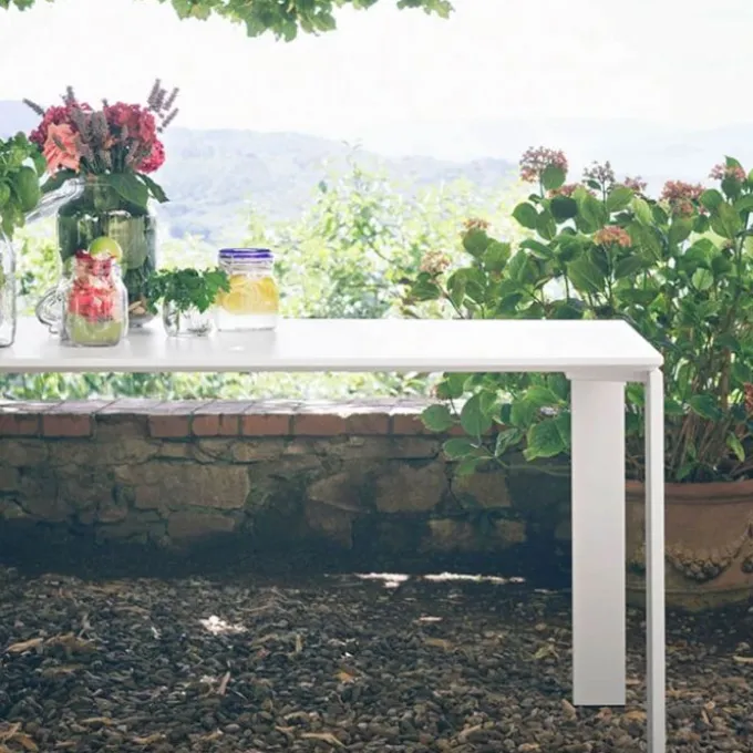 Table Four Outdoor