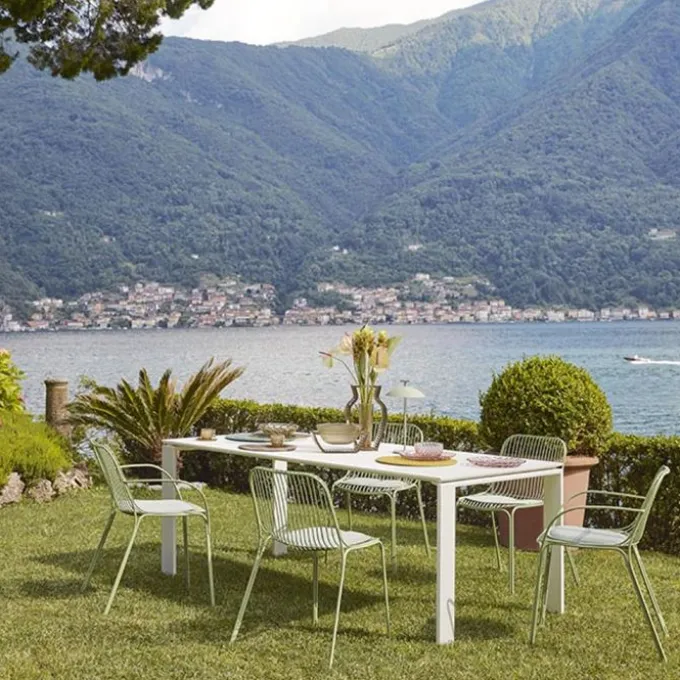 Table Four Outdoor