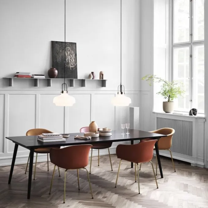 Table In Between SK6
