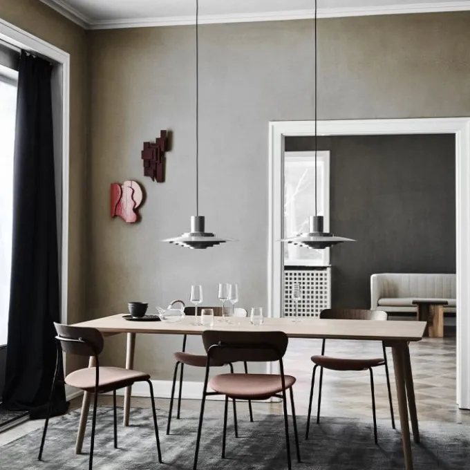 Table In Between SK5