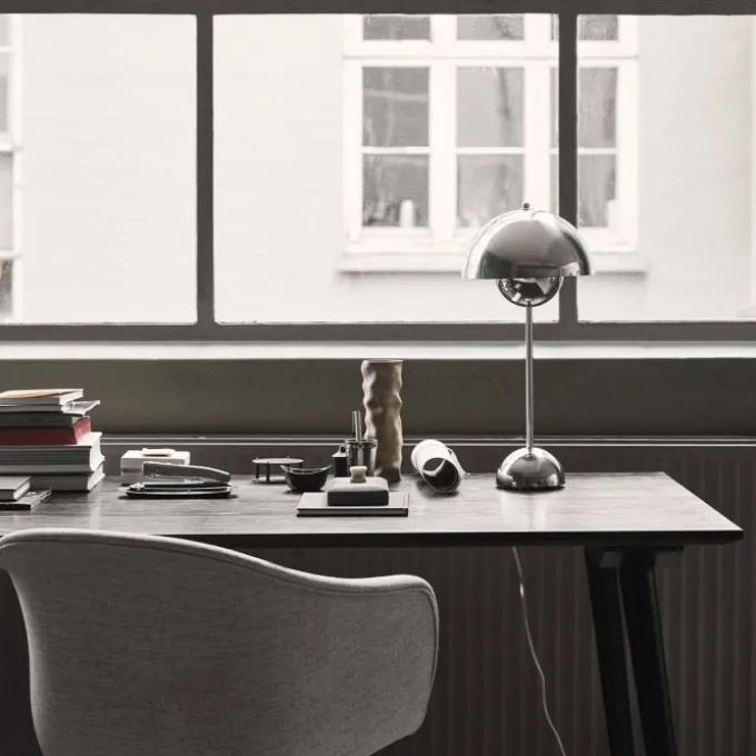 Table In Between SK5