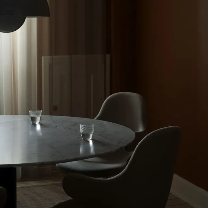 Table In Between SK20
