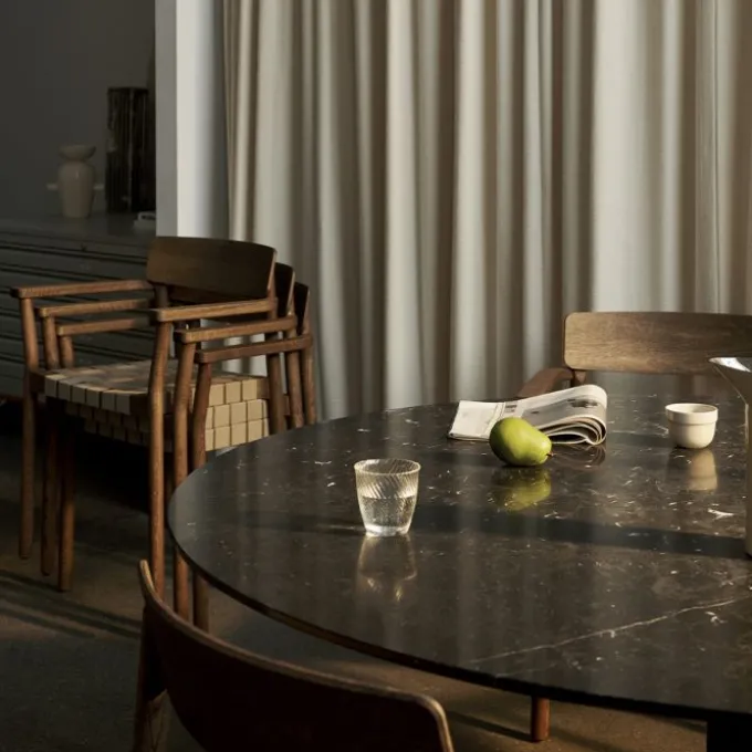 Table In Between SK20
